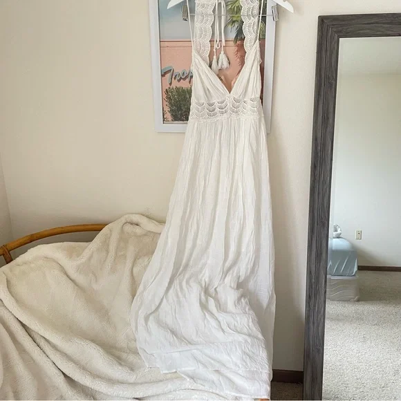 Vici Happily Ever After Dress / Vici Dress - Picture 2 of 4